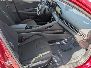 2024 Hyunda Elantra Sel - Product Image 2
