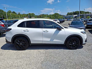 Blanc propre 2024 Honda HR V Sport-B AWD utilisé avec siège en tissu Démarrage à distance Bluetooth Android Auto Sièges chauffants à toit ouvrant - Product Image 3