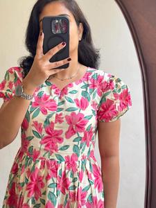 Vestido Midi Floral Vintage elegante para mujer, ropa informal de verano con estampado Digital ecológico con mangas abullonadas y ajuste fluido acampanado - Product Image 4