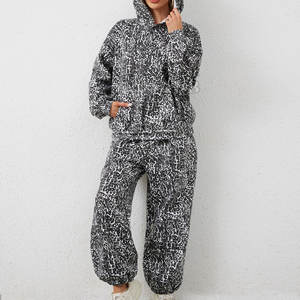 Survêtement à sublimation à séchage rapide Tenue assortie élégante et fonctionnelle Survêtement à sublimation imprimée - Product Image 4