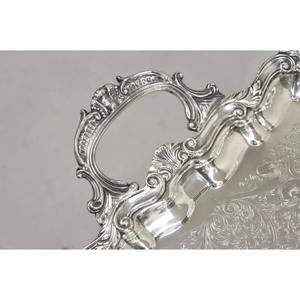 Bandeja Festoneada Plateada Coleccionable, Bandeja de Servir Festoneada de Estilo Victoriano Plateada Inglesa Vintage - Product Image 4