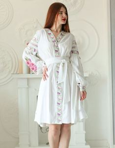 2025 coton été nouveau Design robe avec broderie robe à manches longues plage broderie travail robe pour les femmes meilleure qualité - Product Image 1