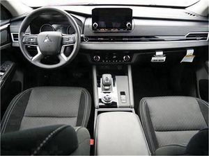 1000% % ทำความสะอาด2024ใช้ mitsubishiii Outlander ES S-AWC - Product Image 2