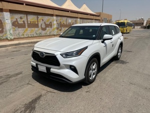 ไฮแลนเดอร์ ปี 2022 รถ SUV มือสอง เกียร์อัตโนมัติ เครื่องยนต์เบนซินแบบธรรมชาติ ความจุ >8 ลิตร ระบบขับเคลื่อนสี่ล้อ เบาะหนัง ระบบไฮบริด ระบบควบคุมความเร็วอัตโนมัติแบบแปรผัน ล้อแม็ก R21 - Product Image 2