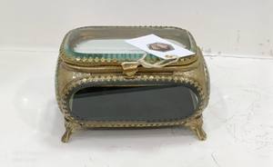 Boîte à bijoux faite à la main exquise avec solution de stockage élégante en laiton et en verre pour boîte à bijoux - Product Image 6