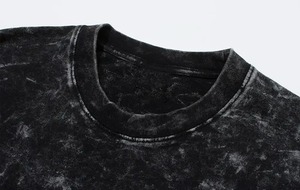 เสื้อยืดสตรีทแวร์โอเวอร์ไซส์พิมพ์ลายโลโก้แบบกำหนดเอง เนื้อผ้าหนา พิมพ์ลาย 3 มิติ แบบวินเทจ ล้างสีด้วยกรด - Product Image 5