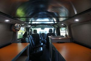 2020 F0rd Transit 250 1 Propietario, ModVans Camper Conversion, Twin-Turbo V6, AWD - Product Image 6