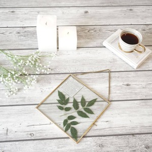 Chic Square Metal Hanging <strong>Photo</strong> <strong>Frame</strong> in Gold Finish Elegant <strong>Wall</strong> Decor Perfect for Home Interior or Gift <strong>Ideas</strong> - Product Image 4
