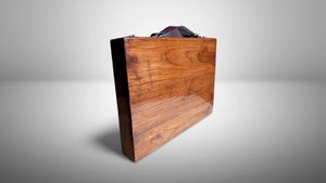 Sac en bois fait main pour ordinateur portable mallette polie avec touche décorative pour le transport d'ordinateur portable - Product Image 6