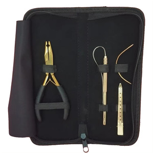 Kit d'outils d'extension de cheveux avec logo personnalisé avec micro anneau en acier inoxydable pince aiguilles ciseaux rasoir étui à fermeture éclair en cuir - Product Image 4