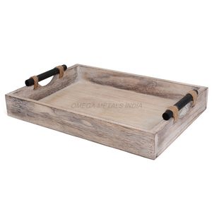 Bandeja de madera de tendencia superior en color caoba rico con forma rectangular y asas elegantes, ideal para servir y decorar el hogar - Product Image 3