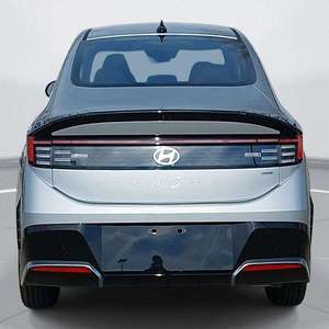 Venta de Autos HYUNDAI Kona SEDÁN Usados en Buen Estado - Product Image 4