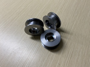 Vietnam OEM personnalisé CNC usinage pièces de rechange alliage aluminium - Product Image 3