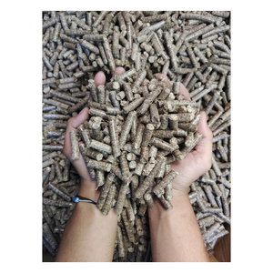 Granulés de bois de pin dur de modèle de bâton de briquette de haute qualité de 6mm sacs de 15kg pour les systèmes de chauffage européens - Product Image 1