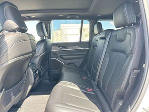 Jeep Grand Cherokee 4XE 4WD 2024, Listo para Enviar - Product Image 3