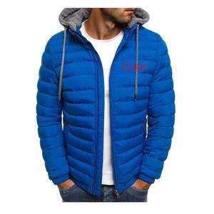 El chaleco acolchado cálido y versátil, ideal para capas durante las actividades de invierno, proporciona una capa adicional de calor sin volumen - Product Image 3