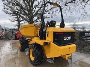Camion à benne basculante diesel JCB 6ST-2S5 2024 avec moteur de 251-350 ch et capacité de charge de 1-10 tonnes - Product Image 1
