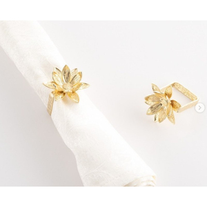 Ensemble de ronds de serviette en métal fleur de lotus doré pour décor de table à manger de fête de mariage porte-serviettes floraux de haute qualité pour un usage domestique - Product Image 1