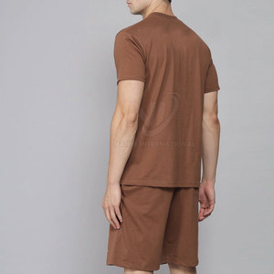 Vente de gros Ensemble t-shirt et short de course sur mesure pour hommes Ensembles t-shirt et short respirants de couleur contrastée - Product Image 3