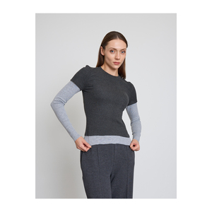 Blusa de Manga Larga para Mujer con Doble Diseño - Camisa Elegante y con Estilo - Product Image 2