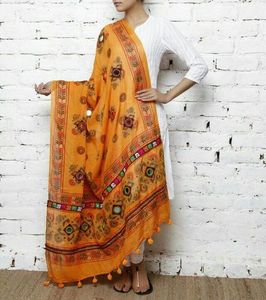 ผ้าพันคอพิมพ์ลาย Paisley ผ้าไหมแท้สำหรับ100% ดีไซน์แฮนด์เมดสวยงามสำหรับฤดูร้อน