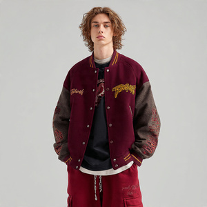 เสื้อแจ็คเก็ตวาร์ซิตี้ทรงหลวม แขนเสื้อแบบวาร์ซิตี้ ผู้ชาย ทำจากผ้าขนสัตว์ 100% เสื้อแจ็คเก็ตวาร์ซิตี้ปักลายสำหรับผู้ชาย เสื้อโค้ทวาร์ซิตี้ทรงบอมเบอร์สำหรับผู้ชาย - Product Image 6