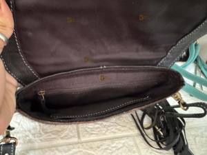 Nuevo Bolso de Cuero con Flecos, Estilo Bohemio Gitano Occidental, Hecho a Mano con Piel de Vaca, con Diseño de Cuadros de Diseñador - Product Image 6