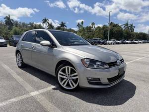 Voiture d'occasion Volkswagen Golf TDI Diesel 2015 à bas prix à vendre - Product Image 1