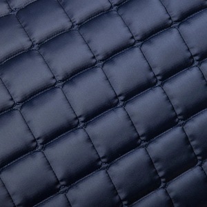 Tapis de selle de dressage équestre en tissu satiné personnalisé - Product Image 3