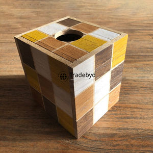 Boîte à mouchoirs en bois de luxe, motif floral gravé, design élégant, support de table pour maisons et bureaux, disponible en différentes formes - Product Image 4