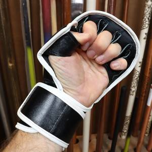 Guantes de Boxeo MMA Profesionales de Microfibra con Palma Transpirable y Cierre de Velcro Seguro para Gimnasio Multiusos - Product Image 5