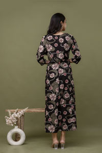 Robe longue de qualité supérieure séquence broderie travail côté Dori Handloom fabricant indien - Product Image 2