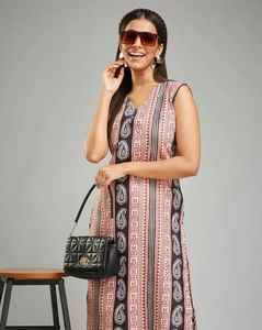 Moneyfab mezcla de rayón sin mangas largo Kurti para mujer elegante estampado recto Kurta Ropa Étnica Casual y ropa de oficina al por mayor - Product Image 3