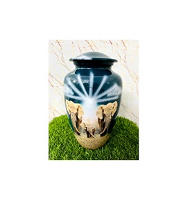 Urnas de cremación de metal y aluminio de estilo americano de diseño personalizado, urnas humanas para adultos al por mayor con logotipo de latón, suministros funerarios coloridos - Product Image 1