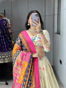 Lehenga Choli de Algodón con Bordado para Bodas, Fabricante de Moda Femenina de Surat a la Tarifa Más Baja - Product Image 5