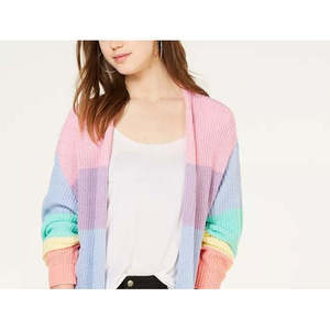 Cardigan da donna Ultra Flirt Juniors' Rainbow Stripe Shaker-Stitch a righe arcobaleno, colore rosa, taglia media - Product Image 2