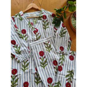 Conjunto de Traje para Mujer Daisy Stripes, Elegante y Transpirable, Kurta 100% Algodón con Bordado a Mano y Pantalones a Juego - Product Image 4