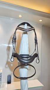 MH Global Exports Logotipo personalizado Cuero Caballo Brida High Wither Design Bling Brow Band Competición Muestra portátil - Product Image 2