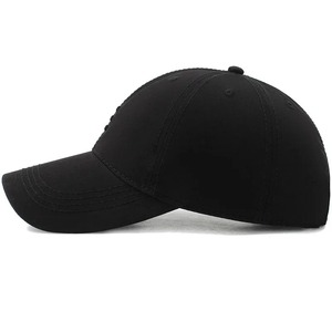4 colores nueva moda suave superior gorra de béisbol deporte al aire libre Casual algodón Snapback sombreros para hombres y mujeres tres barras papá sombrero diseño - Product Image 3