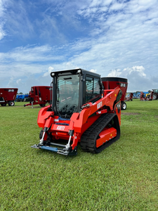 Cargadora compacta Kioti TL750 en buen estado, con cabina cerrada, cucharón de 5 toneladas, maquinaria compacta de orugas de alto flujo. - Product Image 2