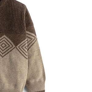 Pull en cachemire sur mesure de qualité supérieure pour hommes et logo brodé en laine acrylique Vêtements d'hiver Pull à col en V - Product Image 3