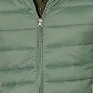 Veste matelassée pour homme de qualité supérieure, légère, prix de gros, entièrement personnalisée, anti-rides, avec un design tendance - Product Image 3