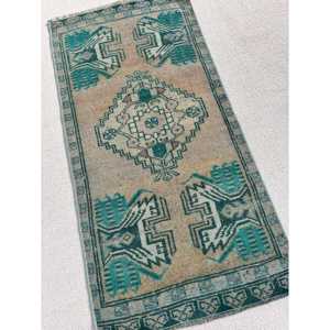 Alfombra Turca Vintage de 1.6x3.2 pies, Alfombra Pequeña, Alfombra de Lana Azul - Product Image 2