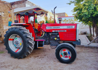 Excel en la gestión de la granja con el tractor Massey Ferguson MF 385 con potencia y precisión de 85HP para un rendimiento superior