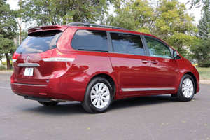 Usado 2013 T * oyota Sienna Limited - Product Image 2