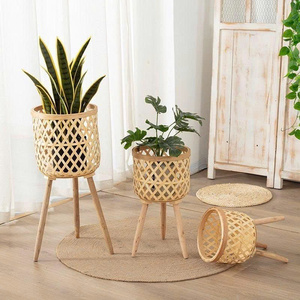Support de plante d'intérieur bohème élégant en bambou tissé à la main avec pieds en bois, trio décoratif pour jardin - Product Image 4