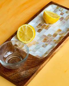 ถาดเสิร์ฟช็อกโกแลตไม้กระถินเทศสำหรับเดือนรอมฎอนและวันอีด ประดับด้วยลายอักษรวิจิตรฝังมุก สำหรับเสิร์ฟขนมหวานในงานจัดเลี้ยง - Product Image 5