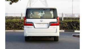 Toyota Granvia Van Bus Usada Barata 2024-2025 AWD Cuero ACC R20 Blanca 5 Asientos Automática Euro IV 6 Velocidades Cámara 360 Panorámica - Product Image 5