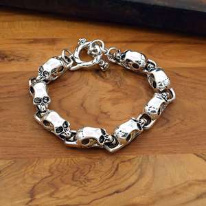 Pulsera de eslabones con calavera plateada para hombre, estilo gótico punk, cadena de acero inoxidable, joyería de moda, cierre resistente, OEM ODM personalizado - Product Image 4