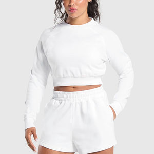 Sweat-shirt en polaire confortable pour femme, coupe courte, idéal pour l'hiver et le sport, style décontracté, personnalisable avec un design sur le devant - Product Image 1